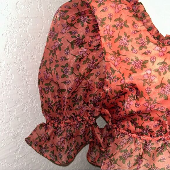 New, Lost + Wander Venus Rising Floral Print Puff Short Sleeve Peplum Top - Picture 3 of 13
